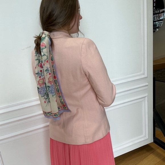 Escada beautiful pale pink cashmere blend blazer - Picture 4 of 14